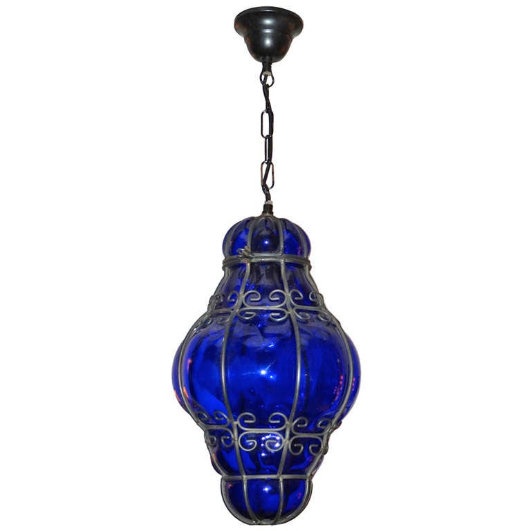 Lanterne cage en verre bullé de Murano bleu cobalt