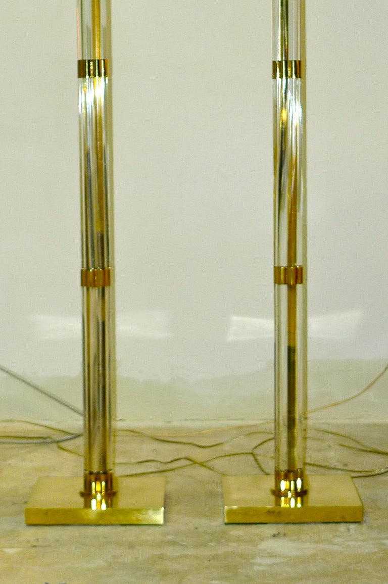 Pair of Lucite & Brass Tochiere Floor Lamps In Excellent Condition For Sale In Hanover, MA
