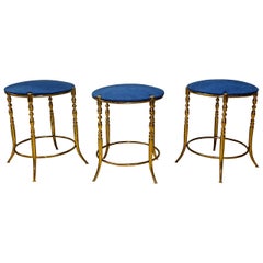 Juego de tres taburetes redondos chiavari de latón italiano