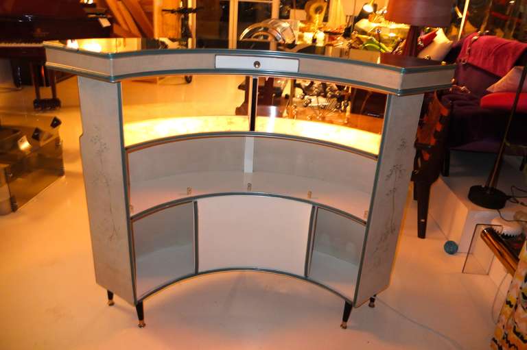 1950's Italian Curved Standing Bar by Umberto Mascagni 5