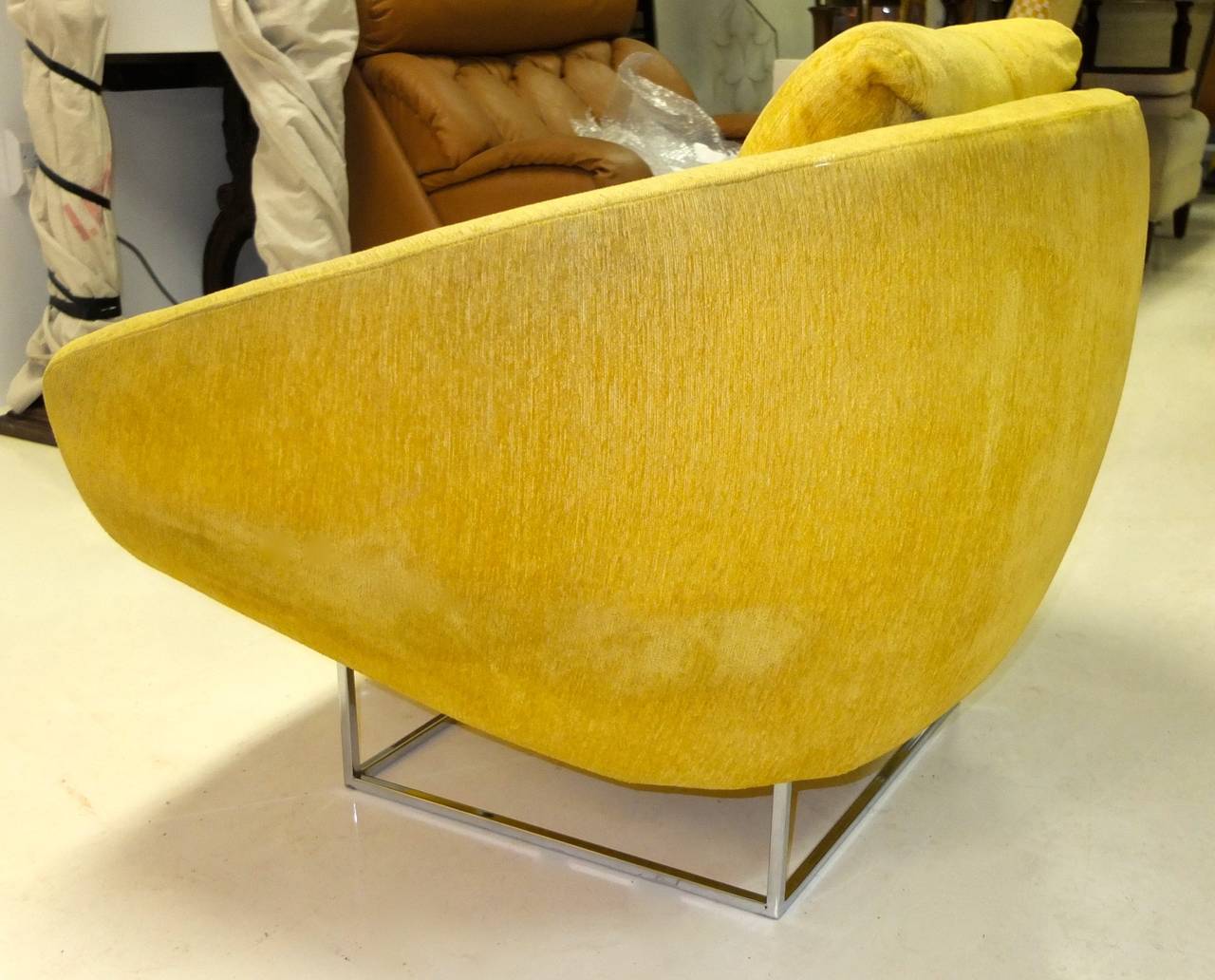 Milo Baughman for Thayer Coggin Pod Chair on Chrome Base In Good Condition In Hanover, MA