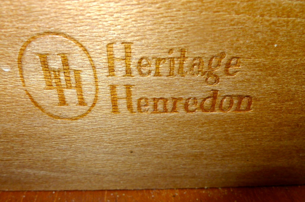 American Pair of Heritage Henredon Bed Side Tables