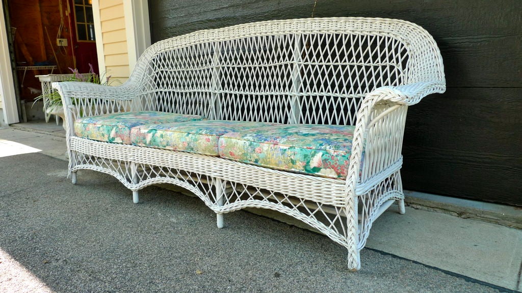 Antique Wicker Sofa 2