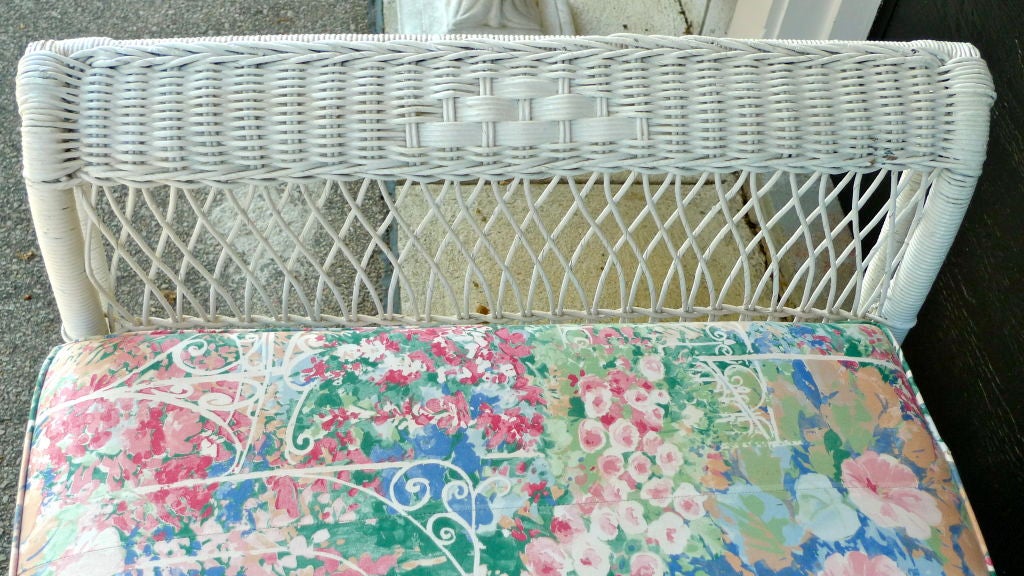 American Antique Wicker Day Bed