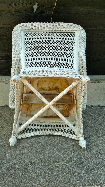 Antique Wicker Arm Chair 3