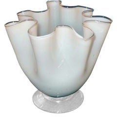 Barovier 
Toso White Fazzoletto Footed Vase