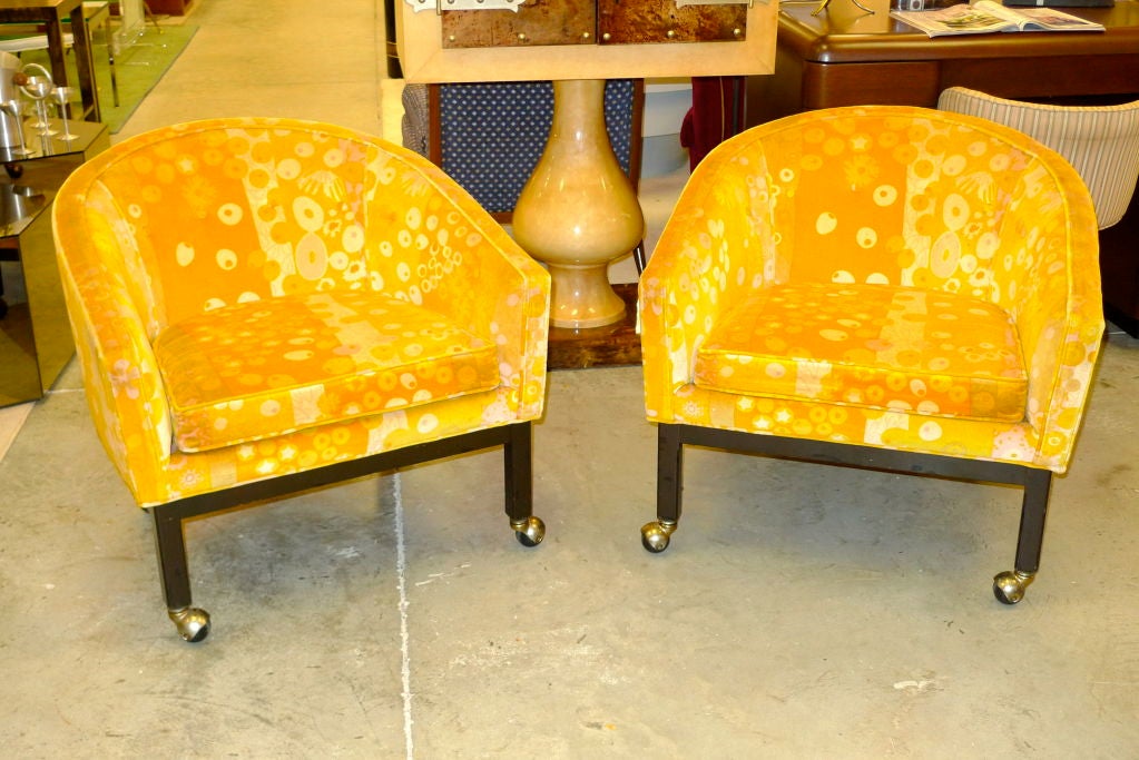 SATURDAY SALE


Uncommon pair of lounge chairs designed by Kipp Stewart for Directional Furniture Company.  Original tags.  Original plush velvet Jack Lenor Larsen upholstery.  On round ball caster feet.  Super fun and chic.

From Larsen: A Living