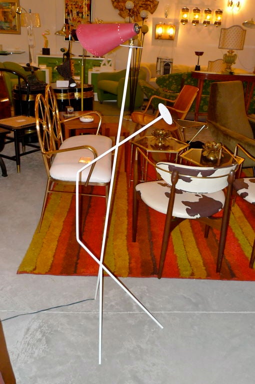 Sculptural Modernist Tripod Floor Lamp For Sale 1