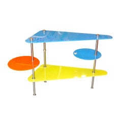 Dekora Nantes Colored Glass Multi-Tier Etagere Table 8