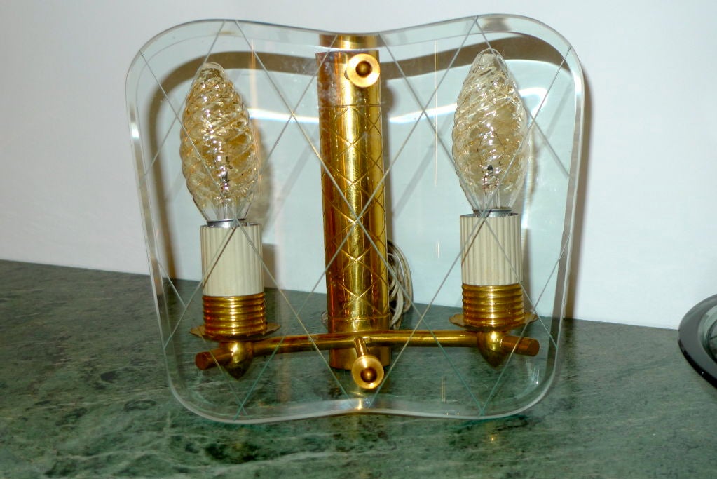 Pair of G.C.M.E. Diamond Engraved Curved Glass Italian Sconces For Sale 1