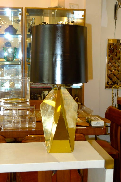 Geometric Design Polished Brass Table Lamp 6