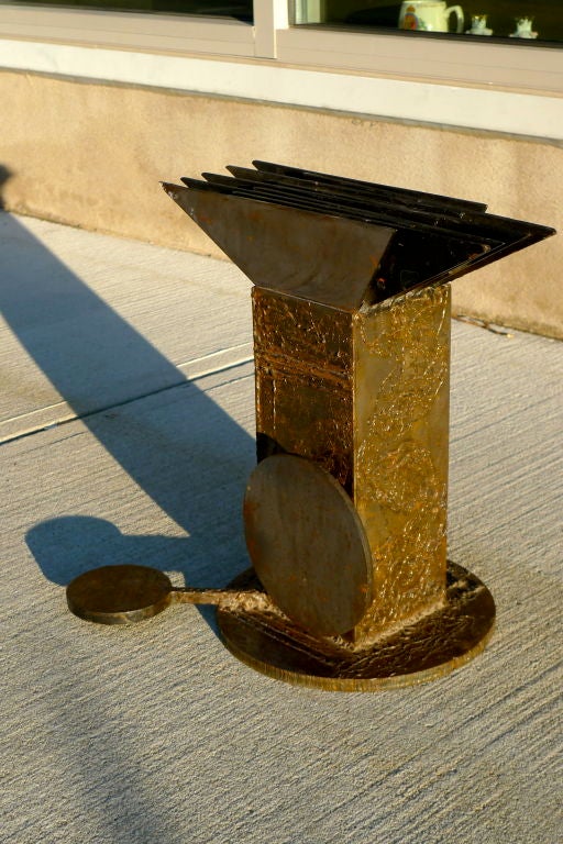 Base de table sculpturale artisanale en fer et métal en vente 3