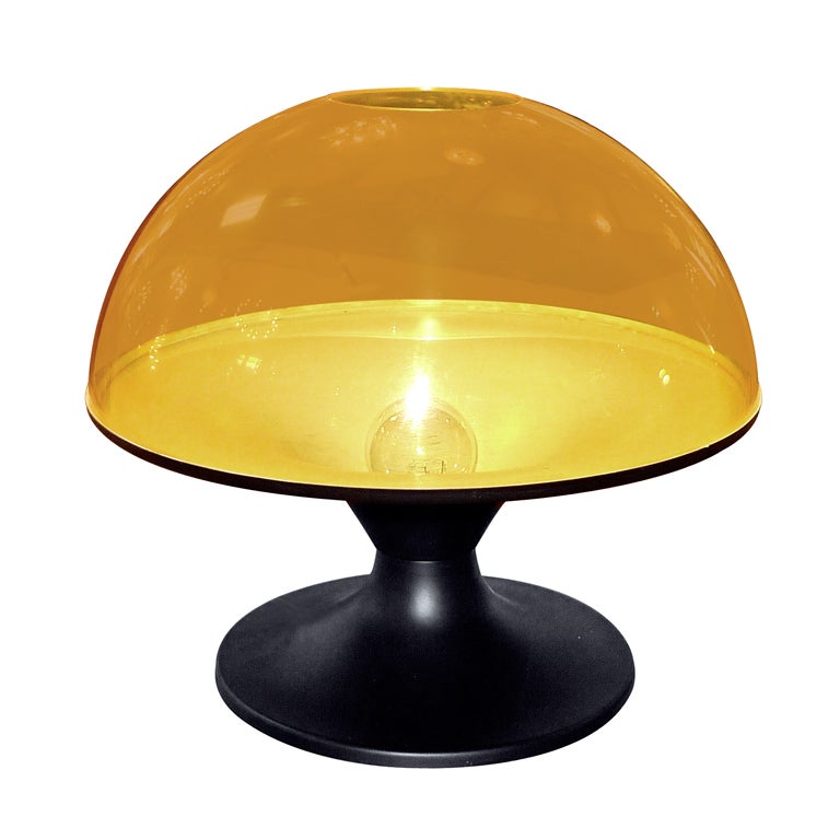 Lampe à dôme en plastique jaune de style Pop Art italien en vente
