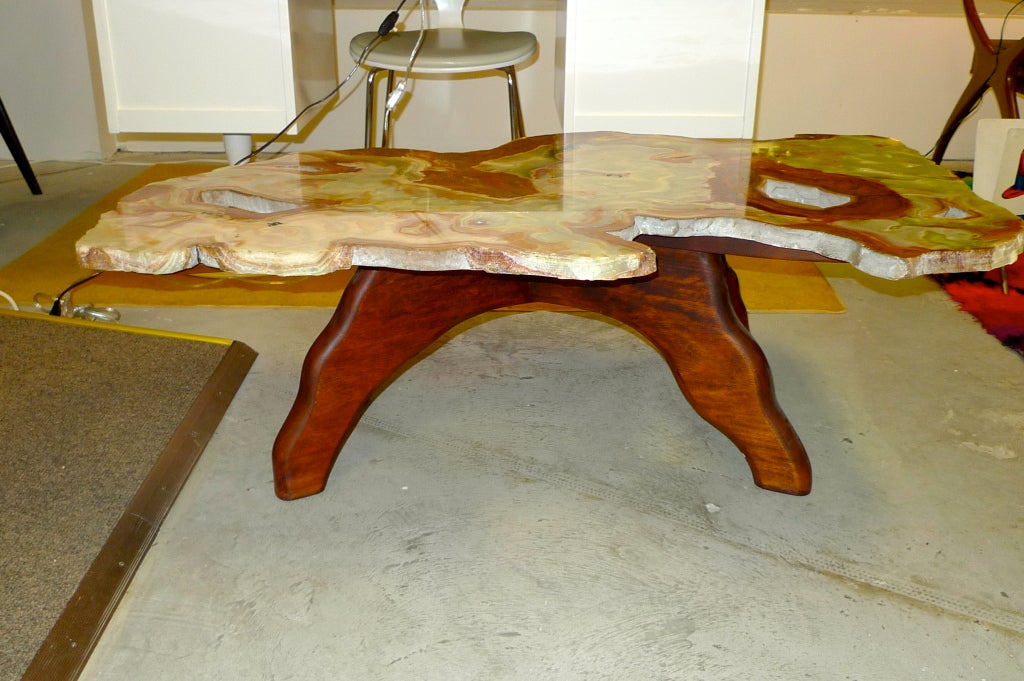 Mid-20th Century Fre-form Slab Agate Mineral Cocktail Table