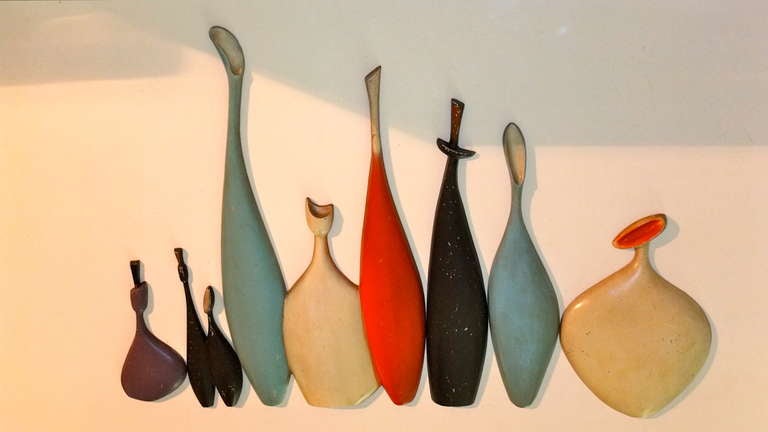 Metal Wall Plaques of Stylized Wine Bottles By Sexton In Good Condition For Sale In Hanover, MA