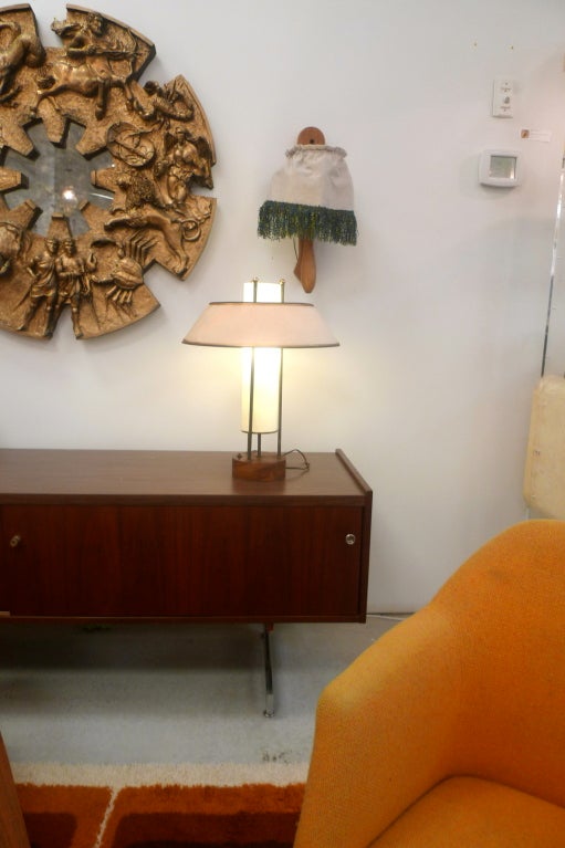 1950's American Modernist Lamp by Aladdin For Sale 2