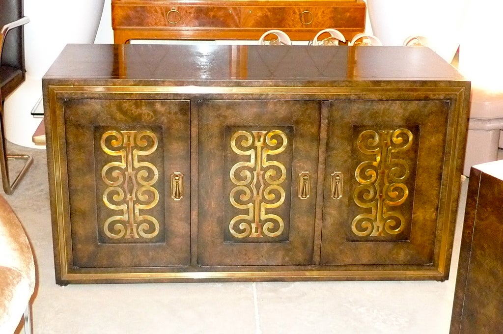 Hollywood Regency Mastercraft Credenza in Brass Decorated Carpathian Elm For Sale