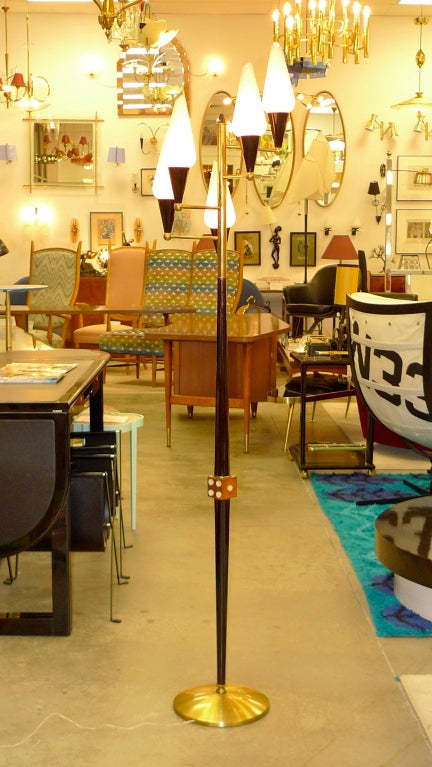 italien Stilnovo lampadaire à 5 bras avec dés en vente