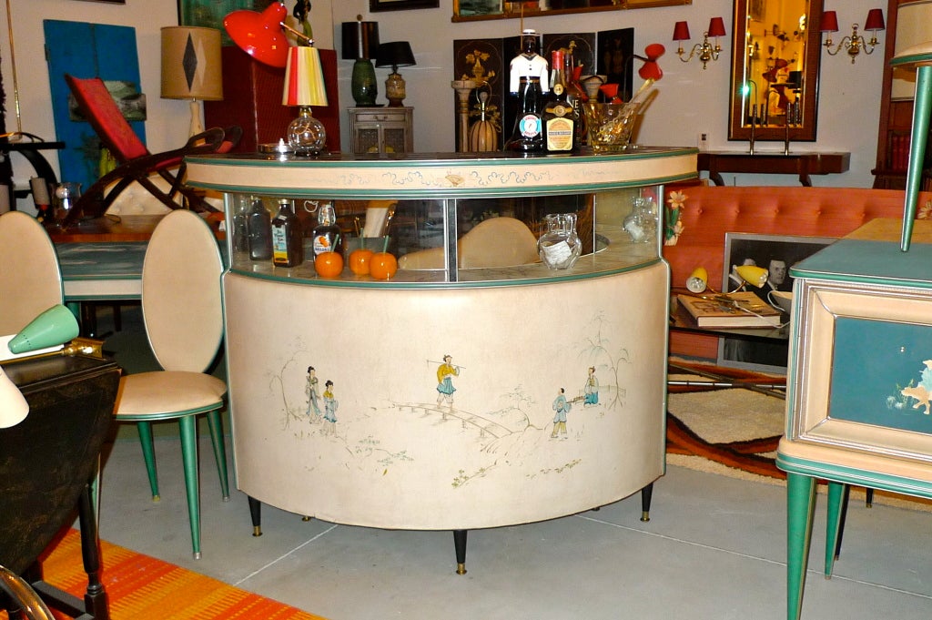 Mid-20th Century 1950's Italian Curved Standing Bar by Umberto Mascagni