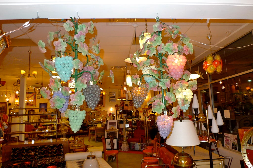 Cesare Toso Murano Glass Grape Vine Chandelier (2) For Sale 6