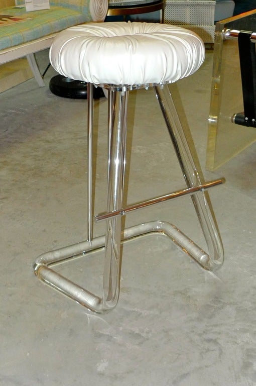 Late 20th Century Lion in Frost Set of 4 Lucite & Chrome Swivel Bar Stools  For Sale