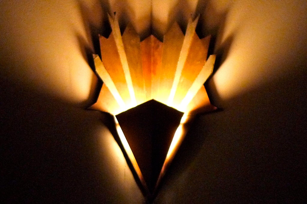 1940's American Art Deco Metal Corner Sconce For Sale 3