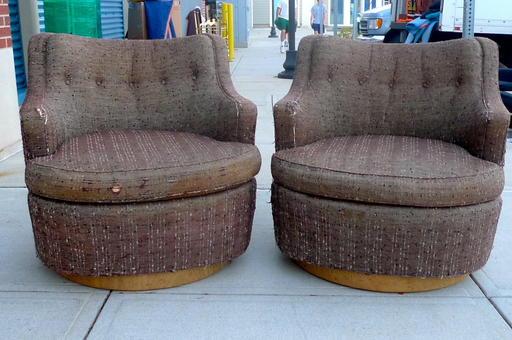 Pair of Revolving Television Chairs by Edward Wormley for Dunbar 2