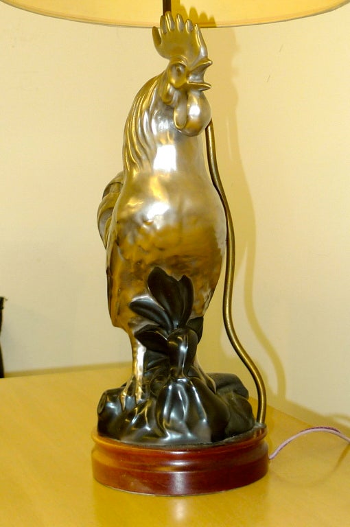 American Pair of Silver Ceramic Strutting Cocks Lamps For Sale