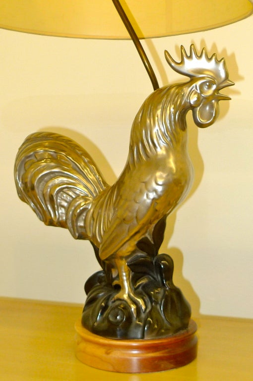 Pair of Silver Ceramic Strutting Cocks Lamps In Excellent Condition For Sale In Hanover, MA