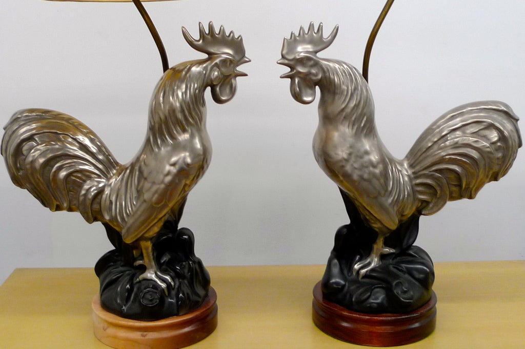Pair of Silver Ceramic Strutting Cocks Lamps For Sale 2