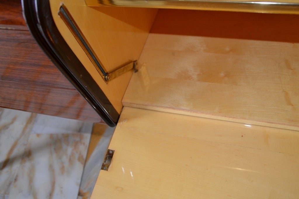 Mid-20th Century Osvaldo Borsani Sideboard with Mirror