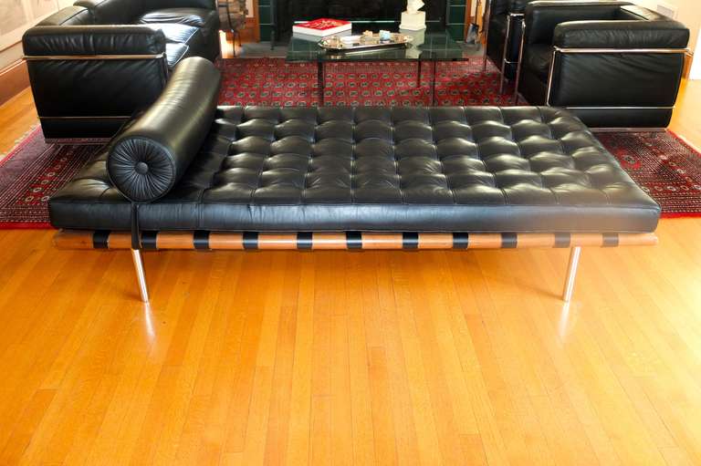 mies van der rohe day bed