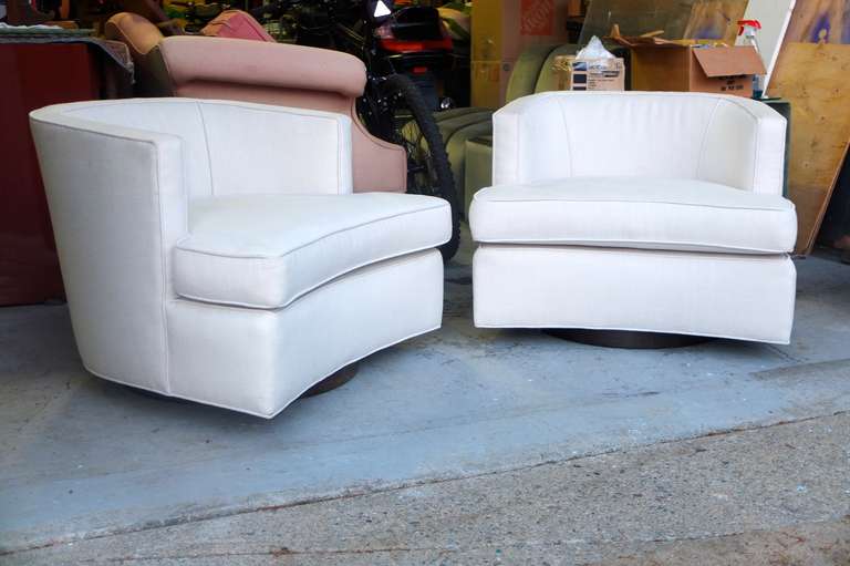 Pair of Harvey Probber Swivel Lounge Chairs 2