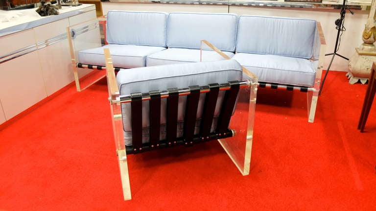 American Vintage Lucite Slab Sided Lounge Chair by Milo Baughman