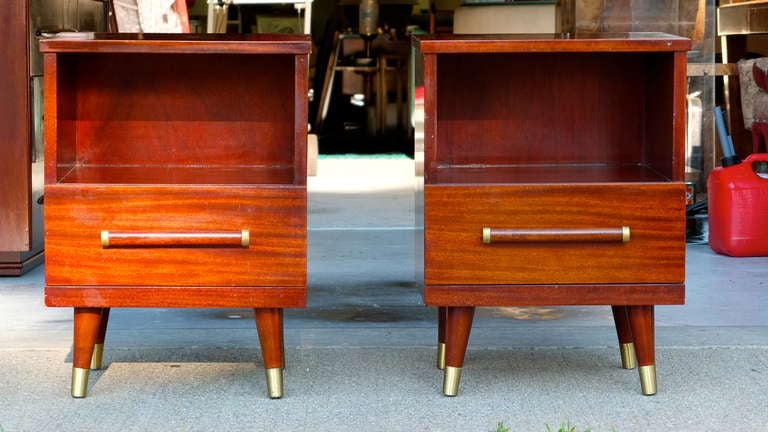 Mid-20th Century Pair of Modern Mahogany & Brass Night Stands by Gibbard For Sale