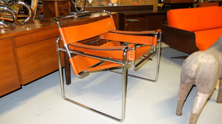 Pair of Marcel Breuer Wassily Chairs In Excellent Condition In Hanover, MA