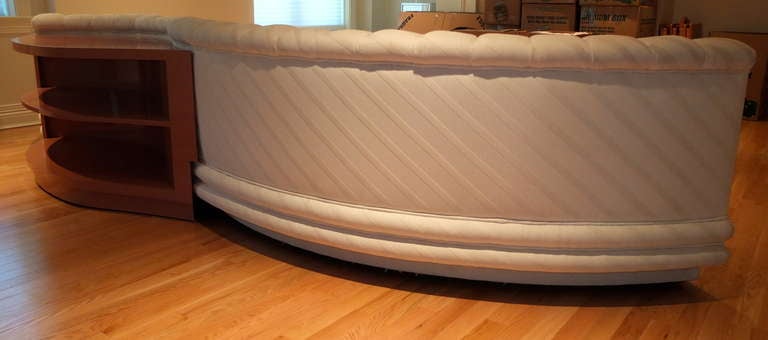 Serpentine Curvaceous Sectional In Excellent Condition In Hanover, MA