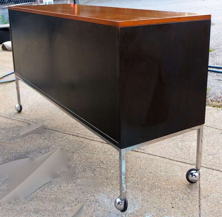 Harvey Probber Rolling Credenza 1