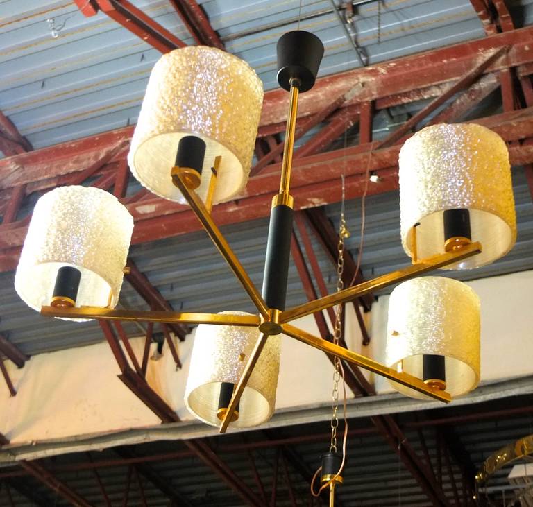 Plaqué Lampe murale à bras oscillant à contrepoids des années 1950 de Lunel en vente