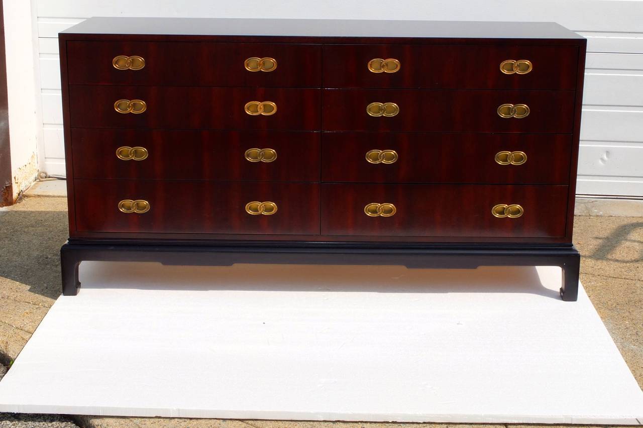 Brass Henredon Mahogany Eight-Drawer Dresser