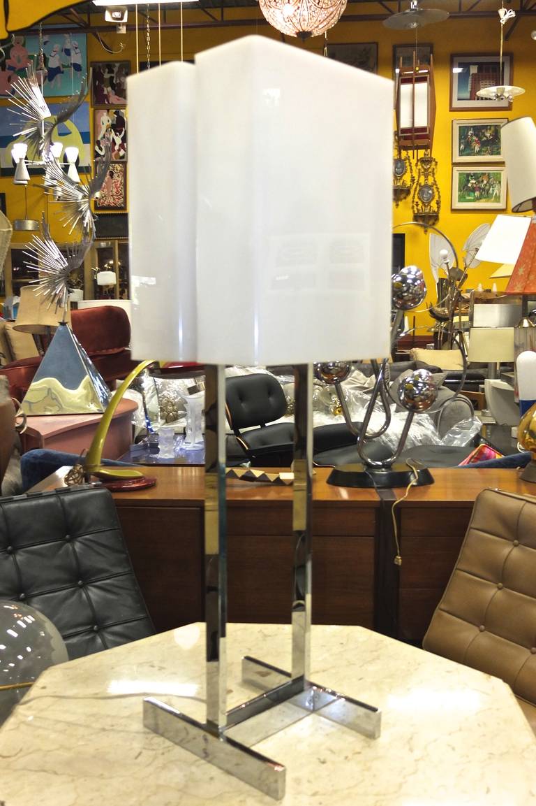 Chrome & White Plexi Box Shade Lamp in the Style of Paul Mayen In Excellent Condition For Sale In Hanover, MA