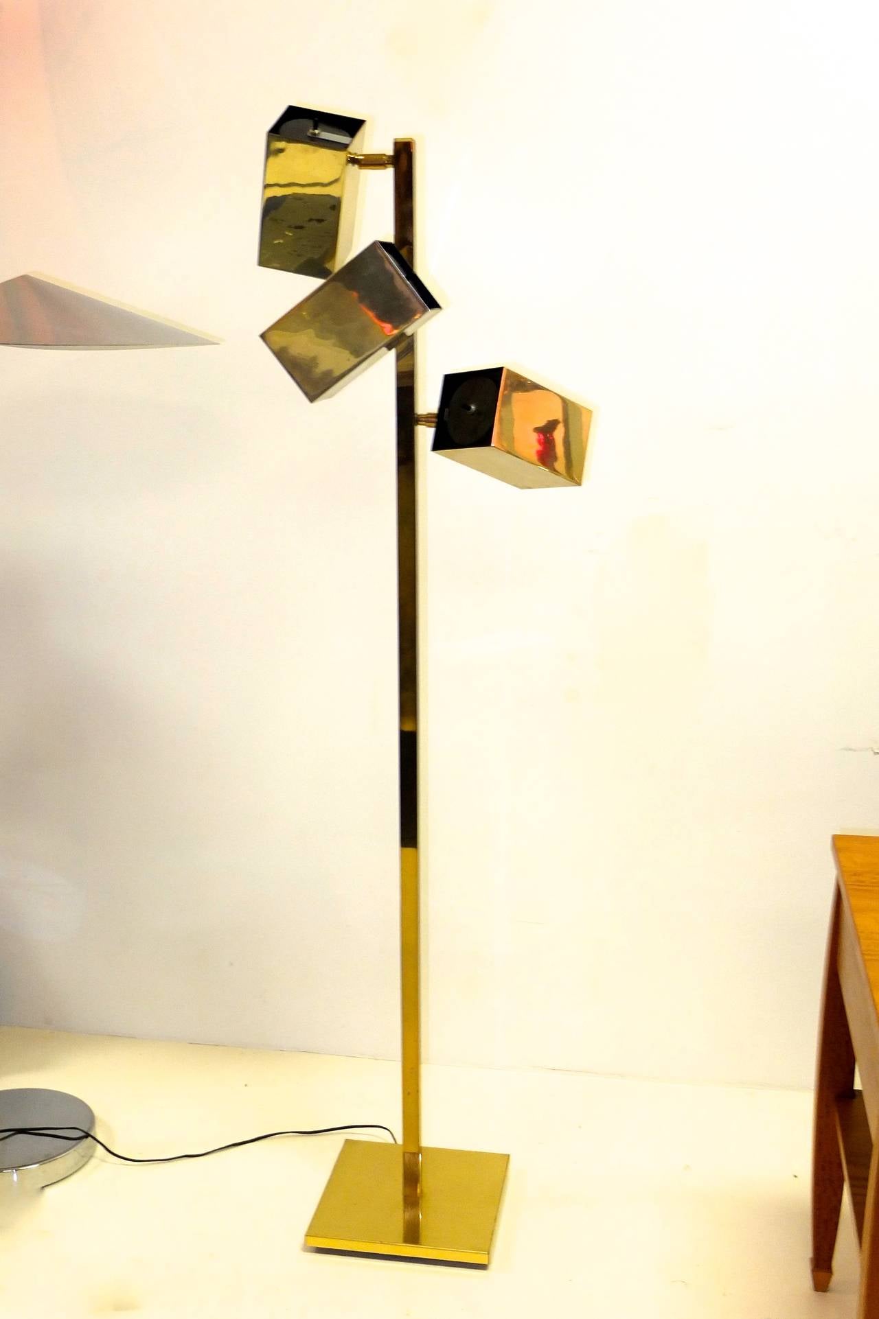 Lampadaire en laiton modèle 