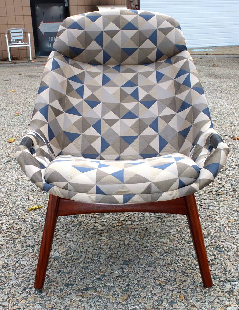 Mid-20th Century 1950's Modern Lounge Chair After Grant Featherston
