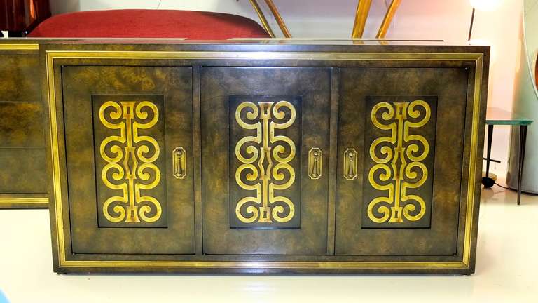 American Mastercraft Credenza in Brass Decorated Carpathian Elm For Sale