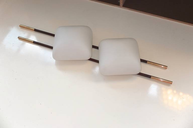 Modernist Linear Ceiling or Wall Lamp by Lunel In Excellent Condition In Hanover, MA