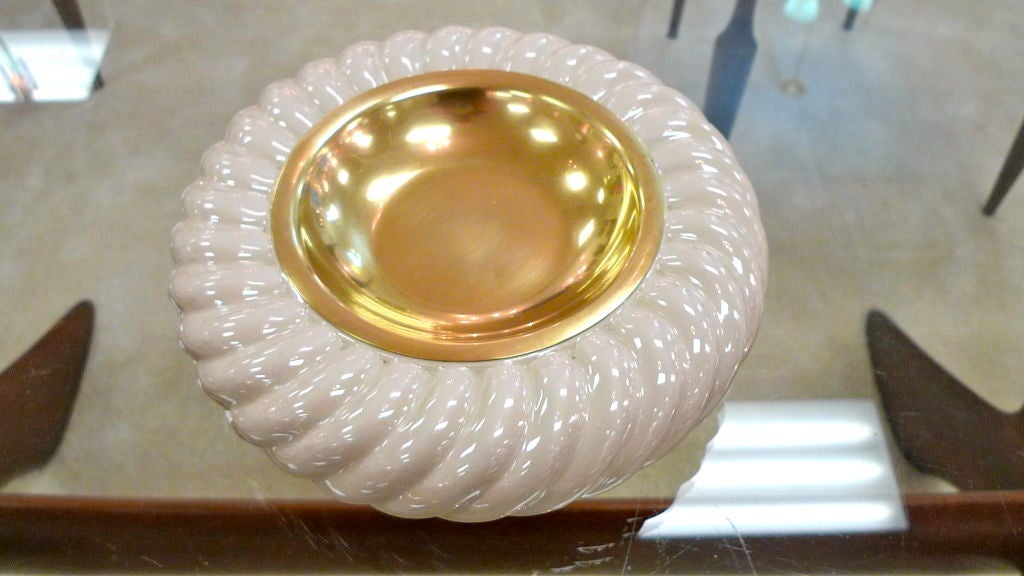 Oversized Ceramic Ashtray by Tommaso Barbi In Excellent Condition In Hanover, MA