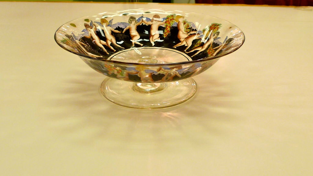 Rare and exceptional crystal bowl signed 'Vedar'.<br />
Vedar is the acronym for 