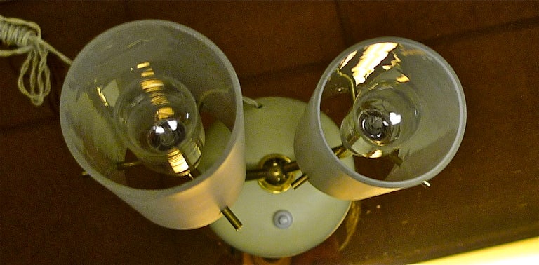 Mid-Century Modern Stilnovo Opaline & Brass Table Lamp For Sale