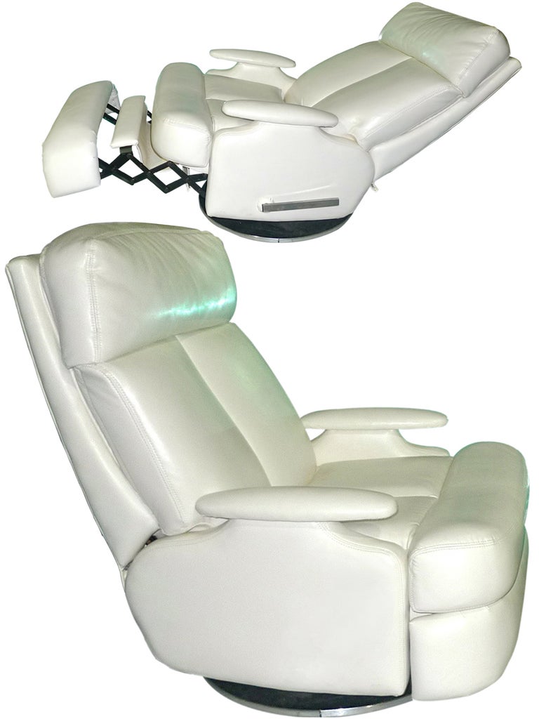 Pair of 1980's Reclining Swivel White Leather Lounge Chairs For Sale