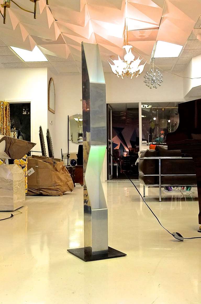 Neal Small Aluminum Floor Lamp In Excellent Condition In Hanover, MA